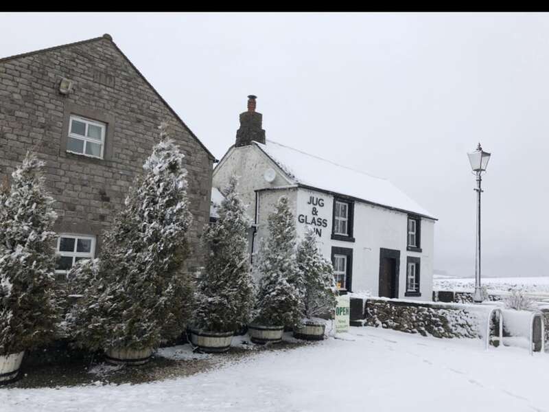 Home The Jug and Glass Inn, in Buxton